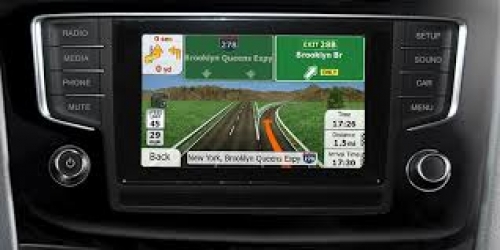 skoda fabia >2014  navigatie uitbreiding met parrot bluetooth TMC